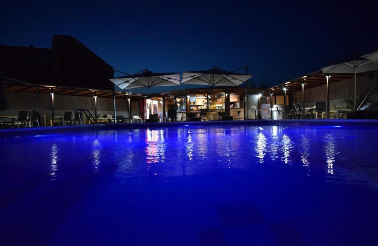 Hotel Afrika Eleonas Bagian luar foto
