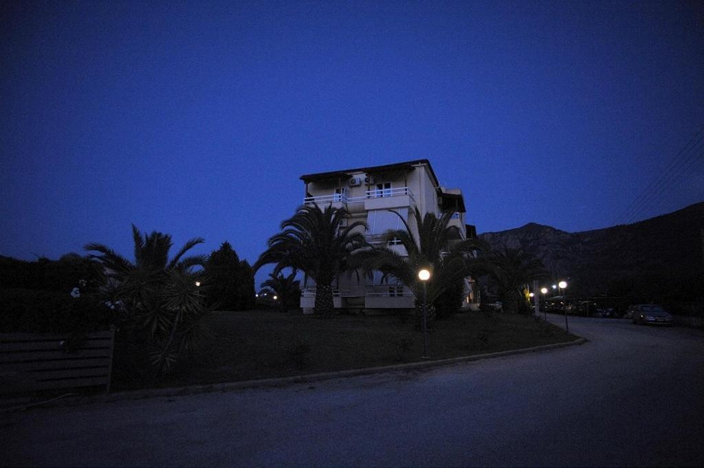 Hotel Afrika Eleonas Bagian luar foto